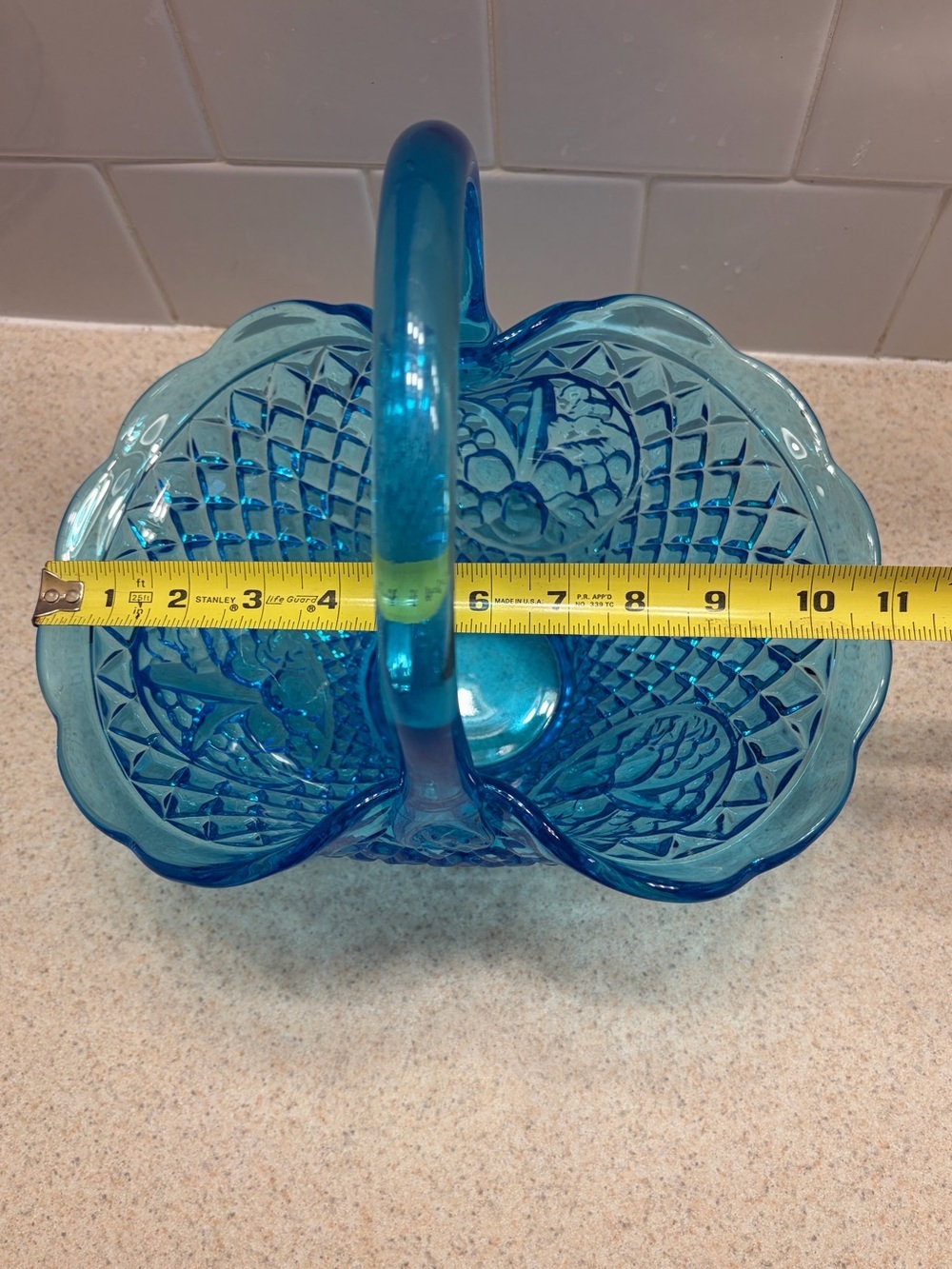 Vintage Fenton Blue Glass Basket Centerpiece - Picture 14 of 15